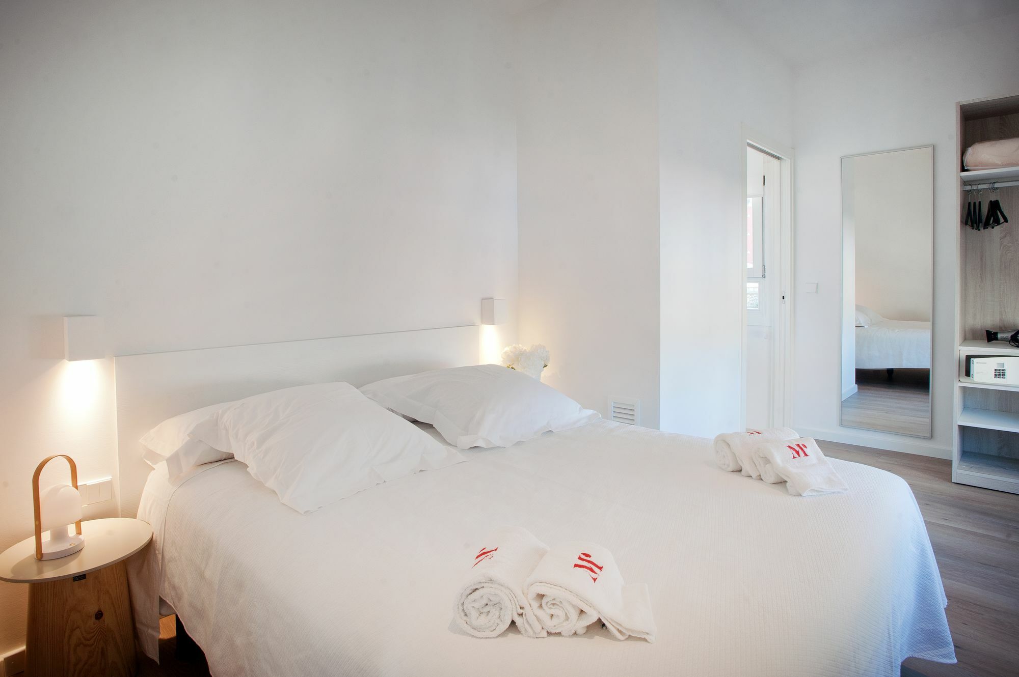 The Museum Apartments Figueres  Luaran gambar