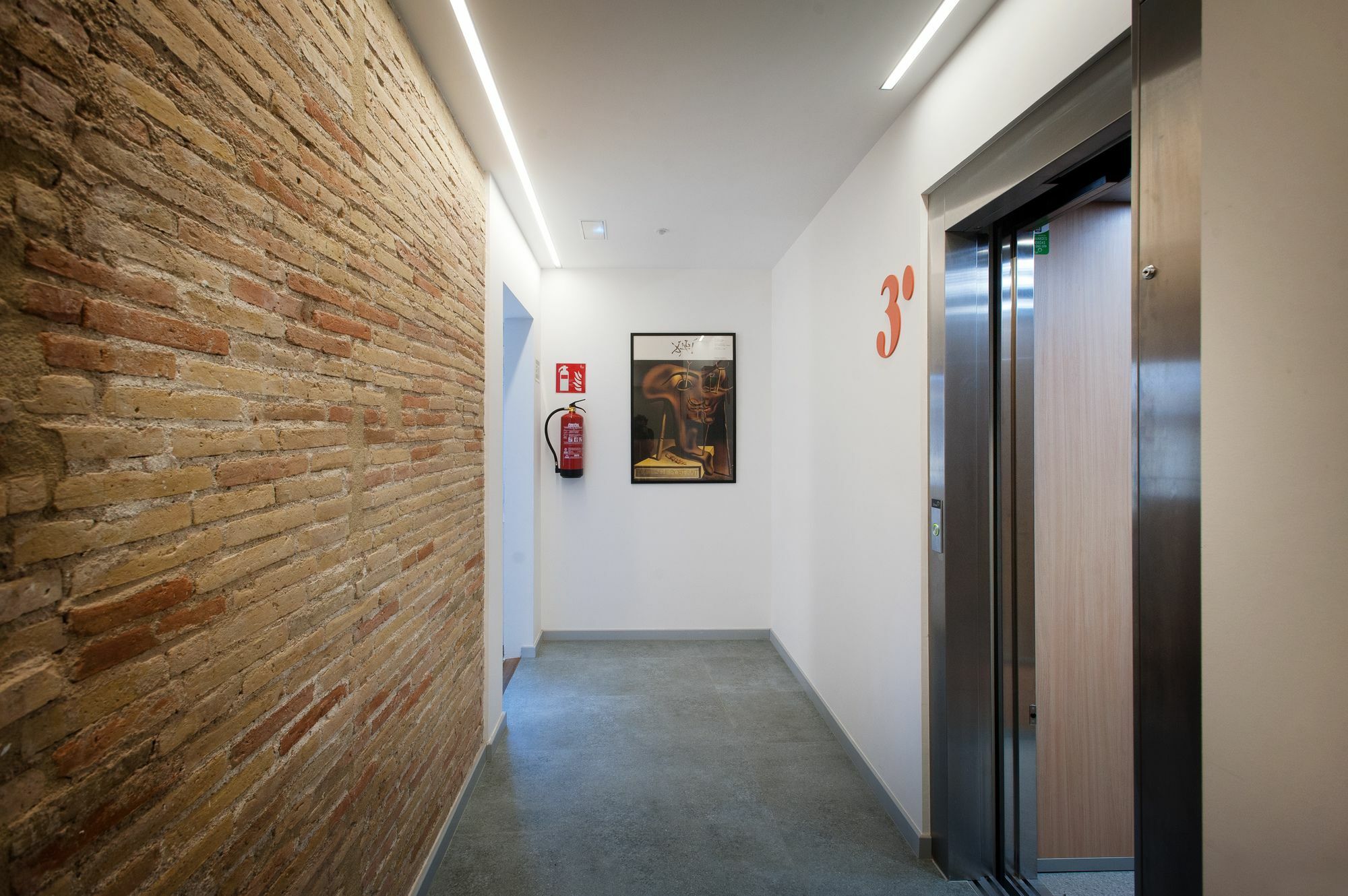 The Museum Apartments Figueres  Luaran gambar